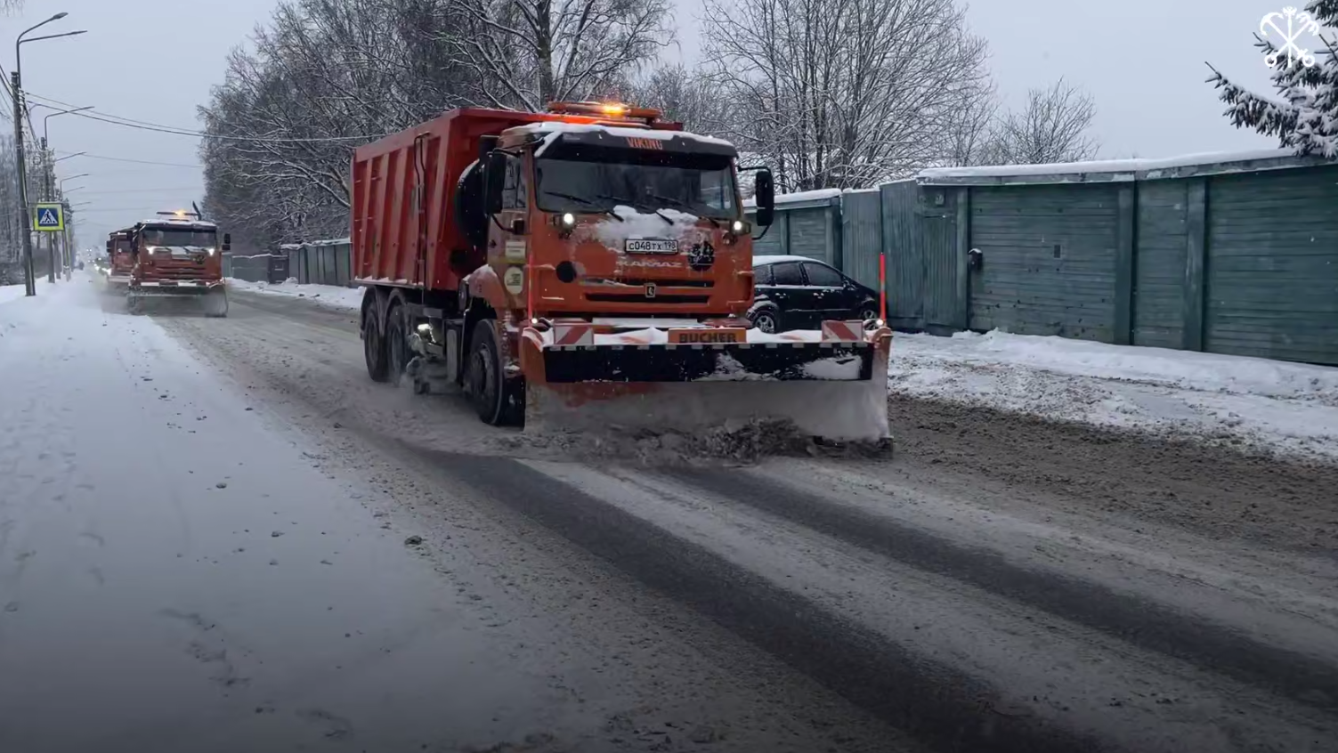 Коммунальные службы Петербурга работают в усиленном режиме