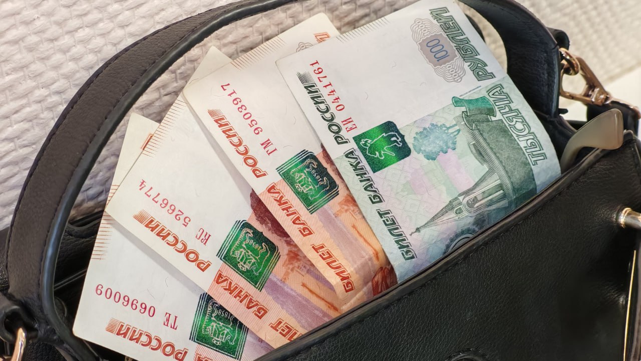 Эксперты предупредили о росте закредитованности петербуржцев 