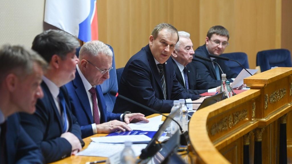 Губернатор Ленобласти Дрозденко провел первое заседание Морского совета региона