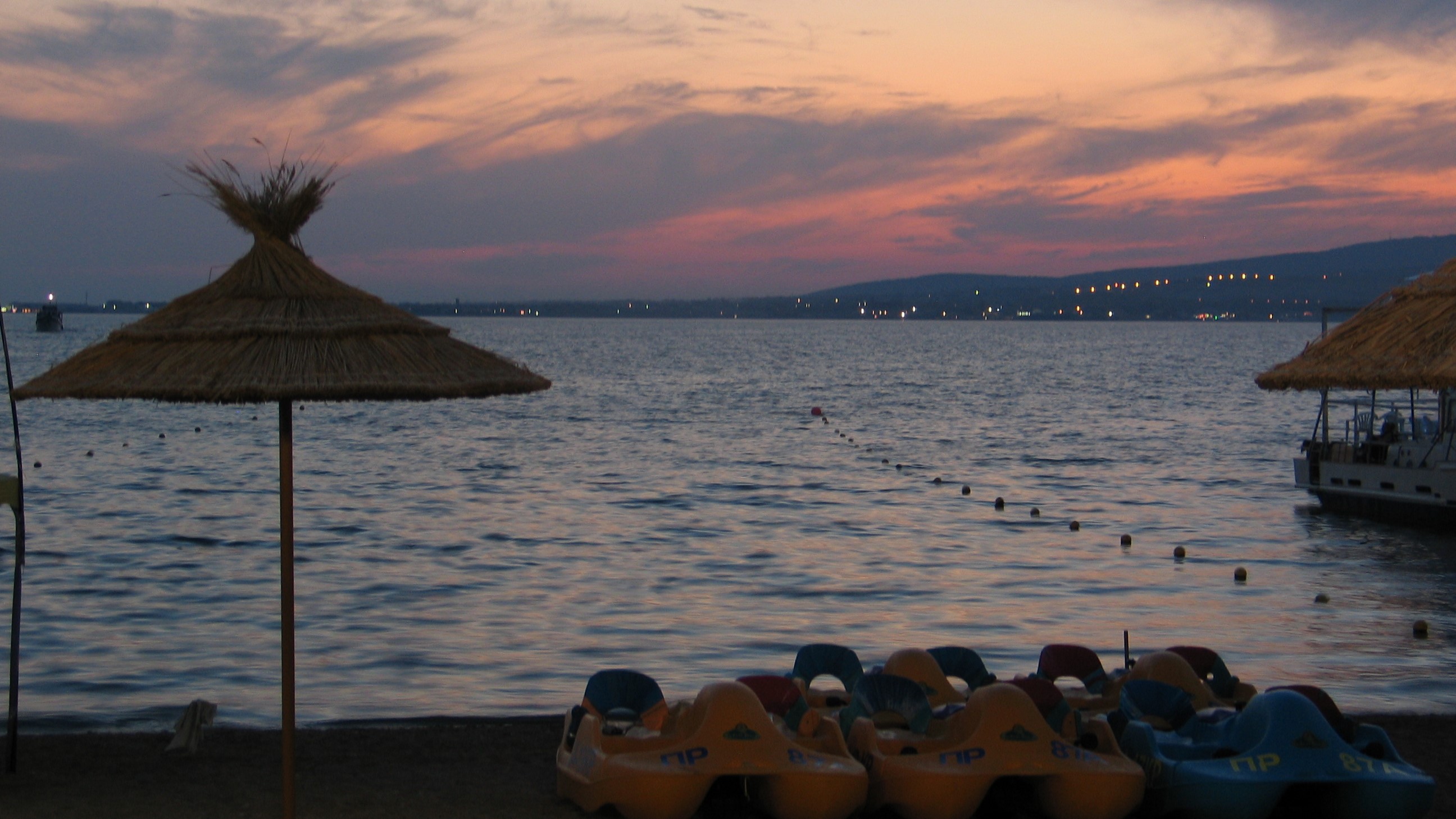 Авиакомпания «Россия» возобновит перелеты из Петербурга в Геленджик