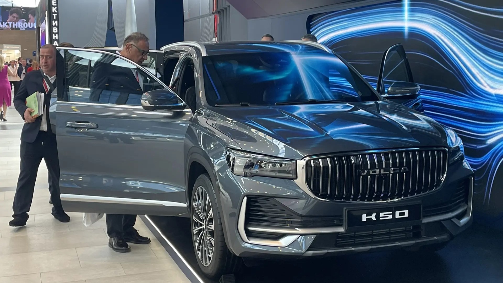 В Петербурге в июне продали 18 новых автомобилей Volga