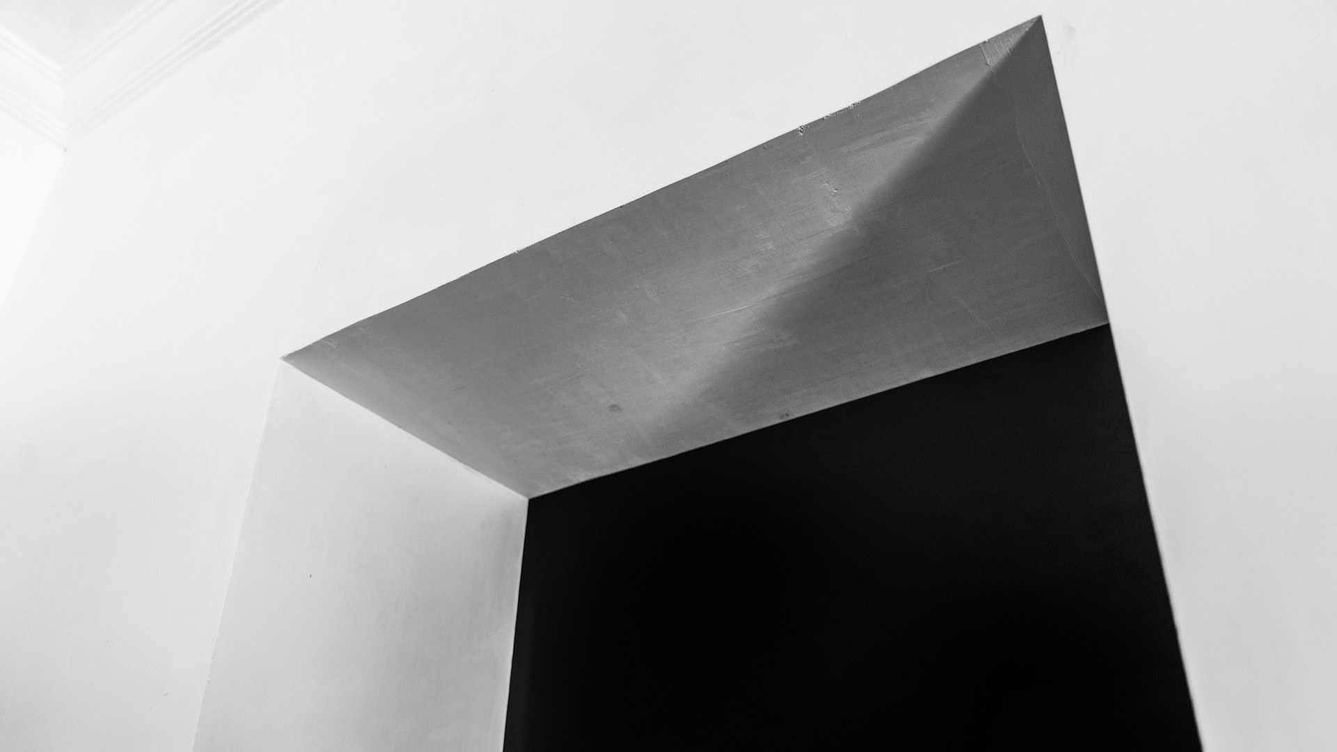 Новости компаний: «Портовый альянс», «220 Вольт», «Новая Голландия Девелопмент»