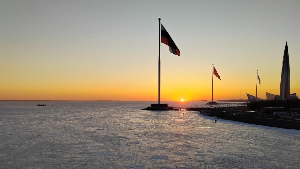 Use the News: предложение Бастрыкина, Беглов и ЮНЕСКО, отчет о доходах депутатов