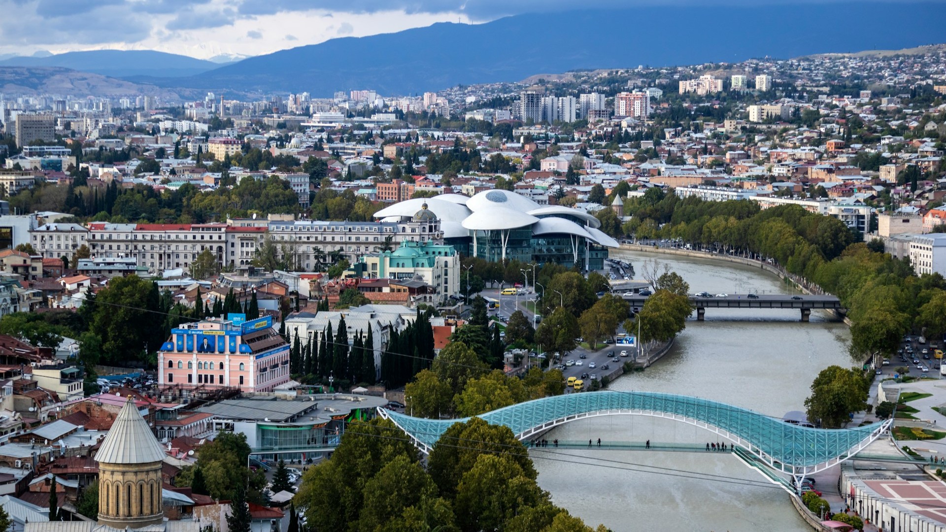 Грузия как магнит для покупателей недвижимости: причины стабильного спроса