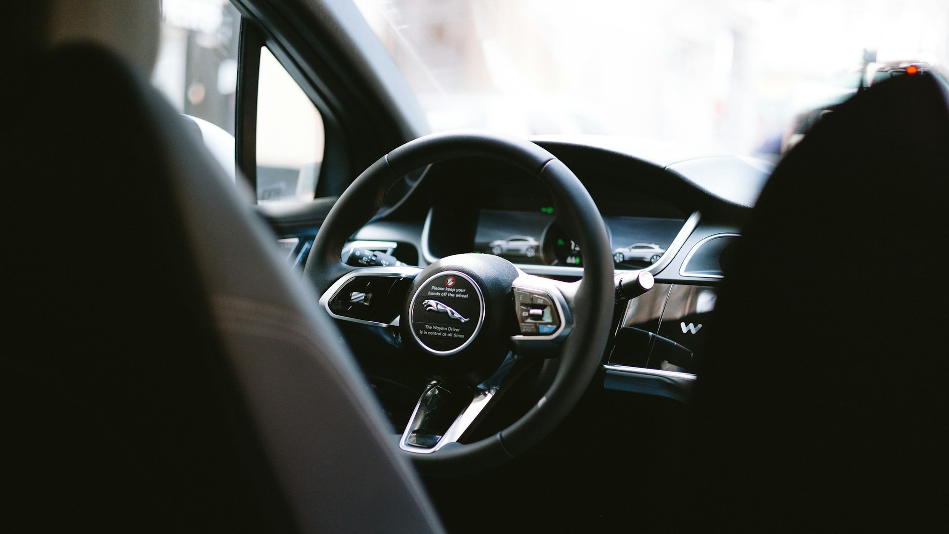 Депутат Чебыкин: дороги Петербурга готовы к появлению беспилотных автомобилей