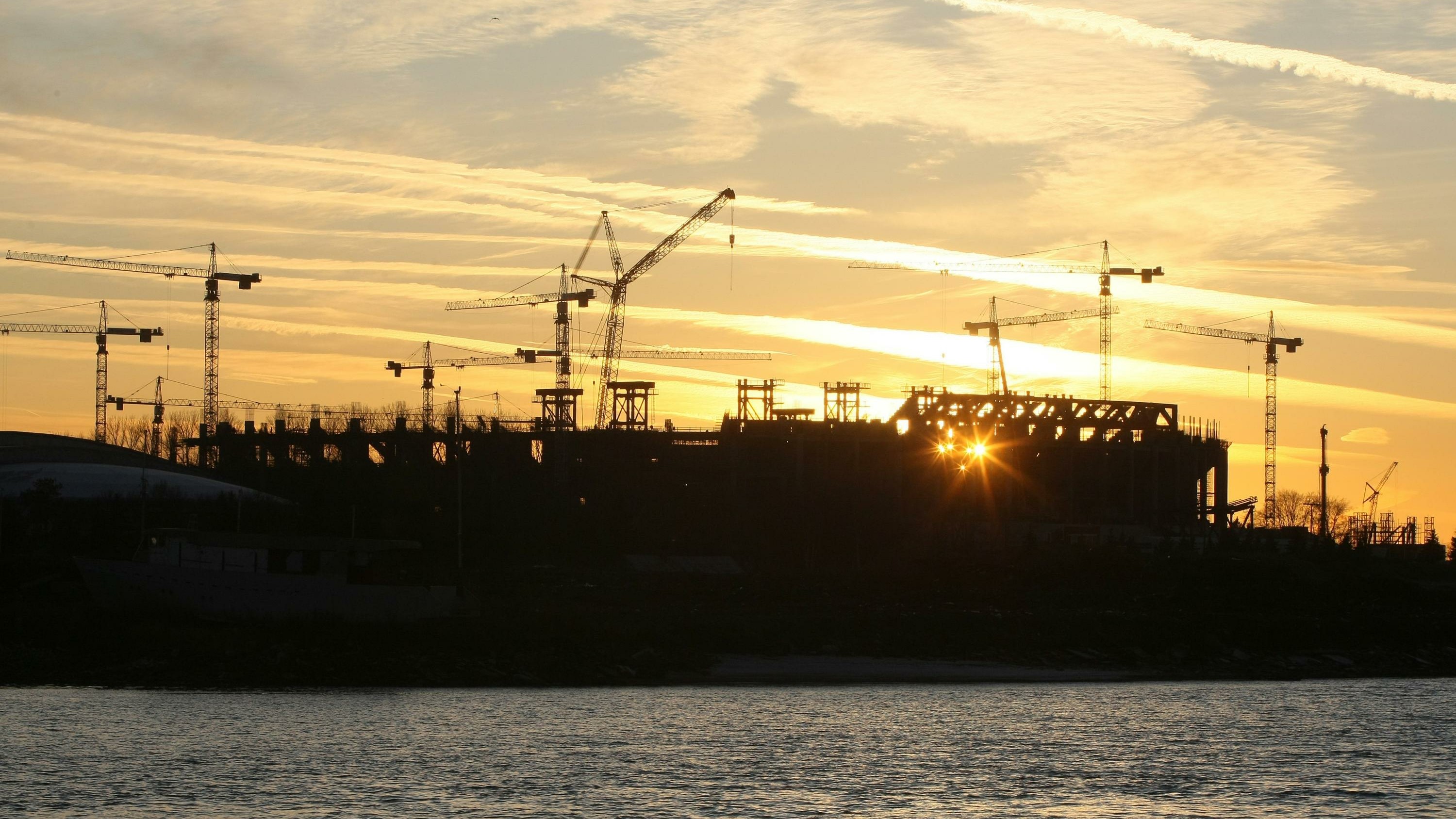 Инвесторы в здравоохранение, культуру и спорт потеряют льготу в Петербурге