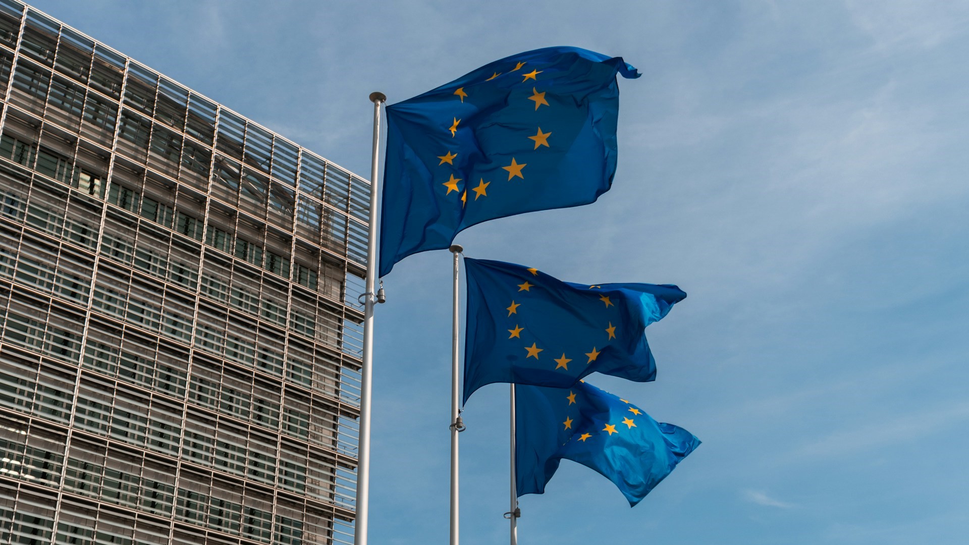 Евросоюз начал работу над 19-м пакетом санкций против РФ