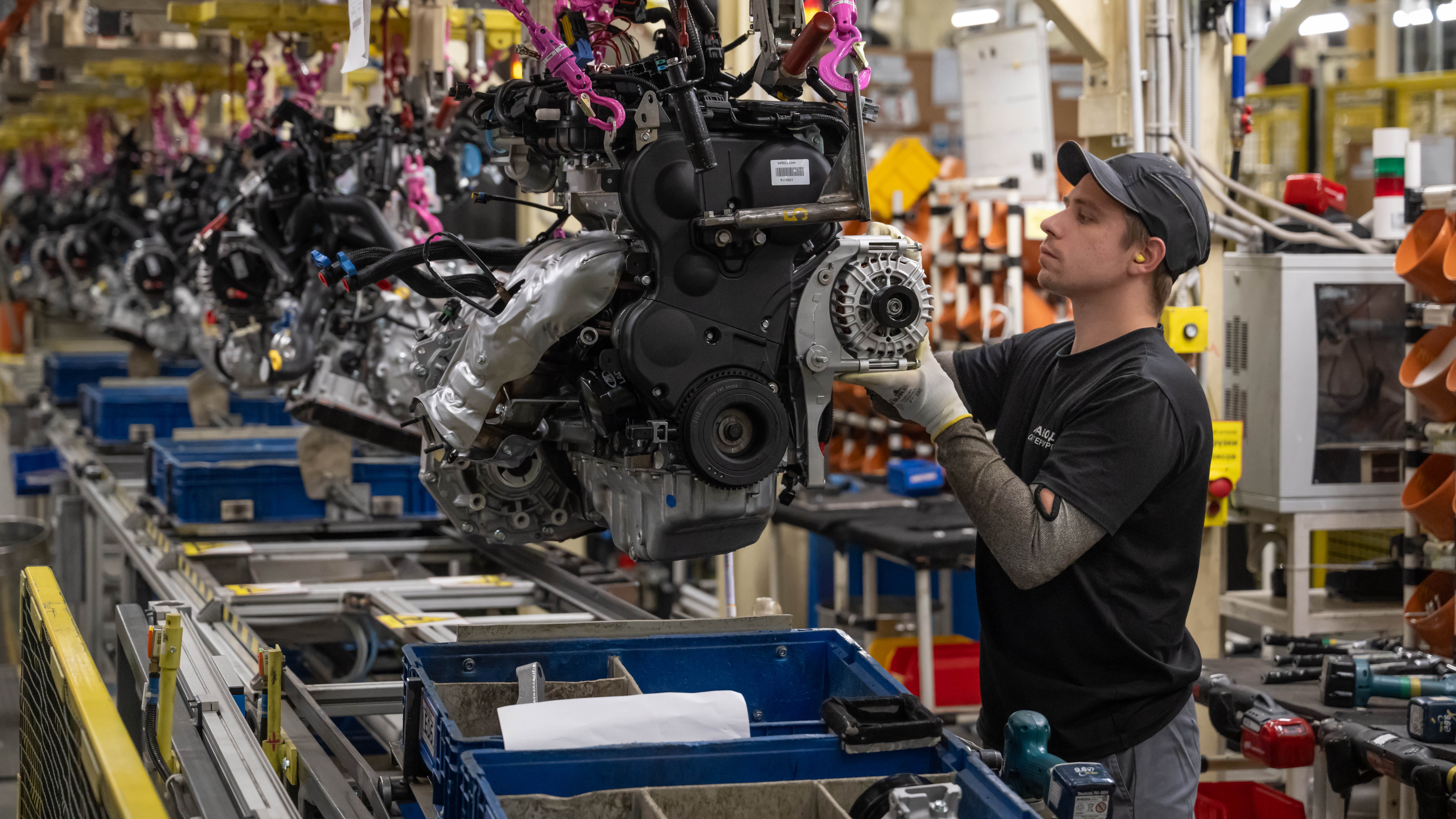 «АвтоВАЗ» сократит производство Lada в 2025 году до 325 тысяч единиц