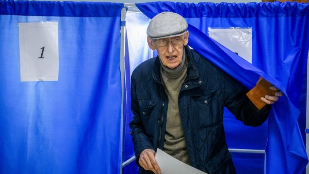 Власти Петербурга приступили к нарезке одномандатных округов к выборам в ЗакС