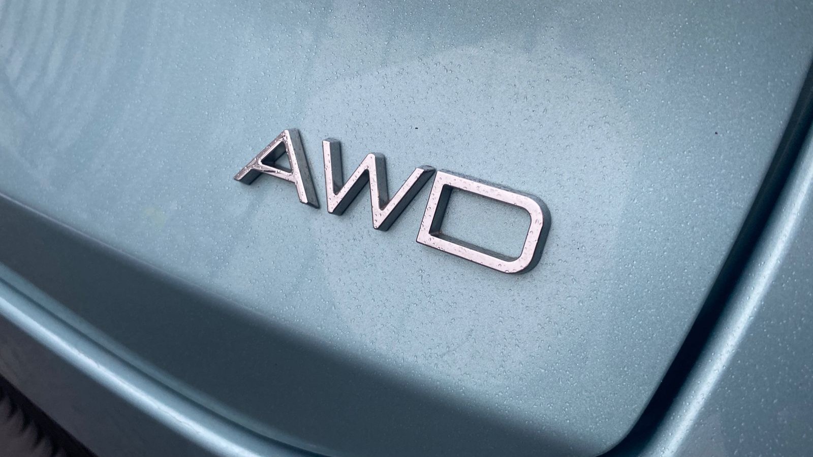 Путешествие из Москвы в Петербург: что показал тест-драйв китайской Omoda C7