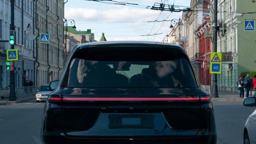 В России могут появиться авто с зелеными и бирюзовыми номерами