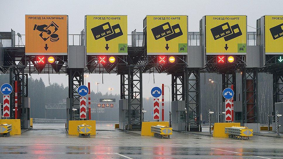 В Петербурге обсуждают последствия, к которым рискуют привести новые правила по борьбе с пробками
