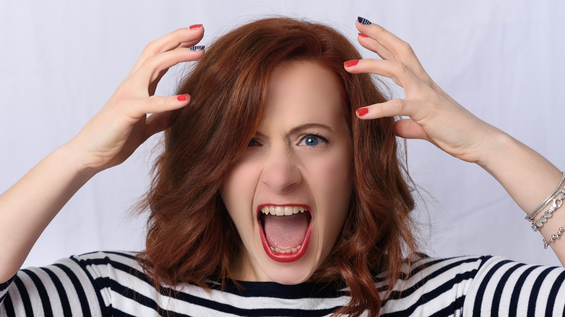 С абьюзом со стороны руководства сталкивались 42% петербуржцев