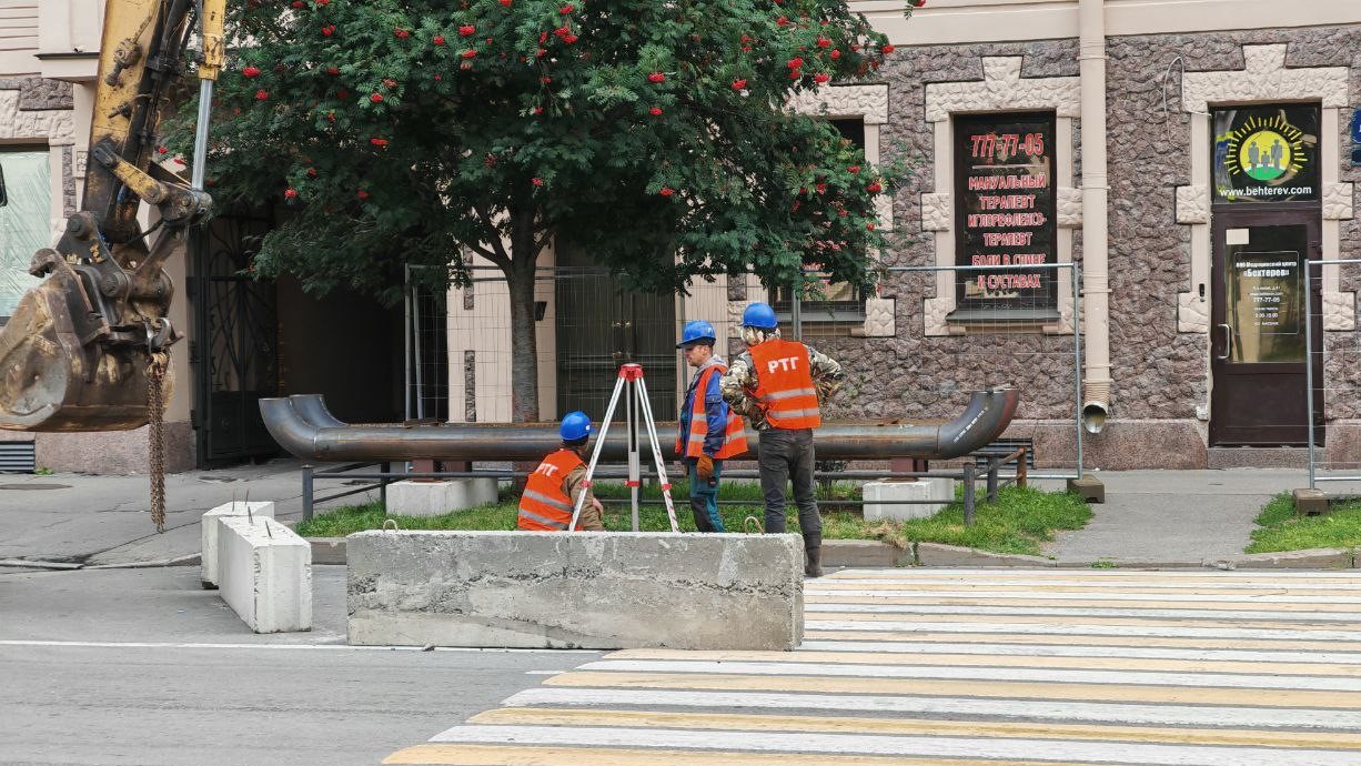 В Петербурге на набережной Обводного канала движение ограничат до 10 августа