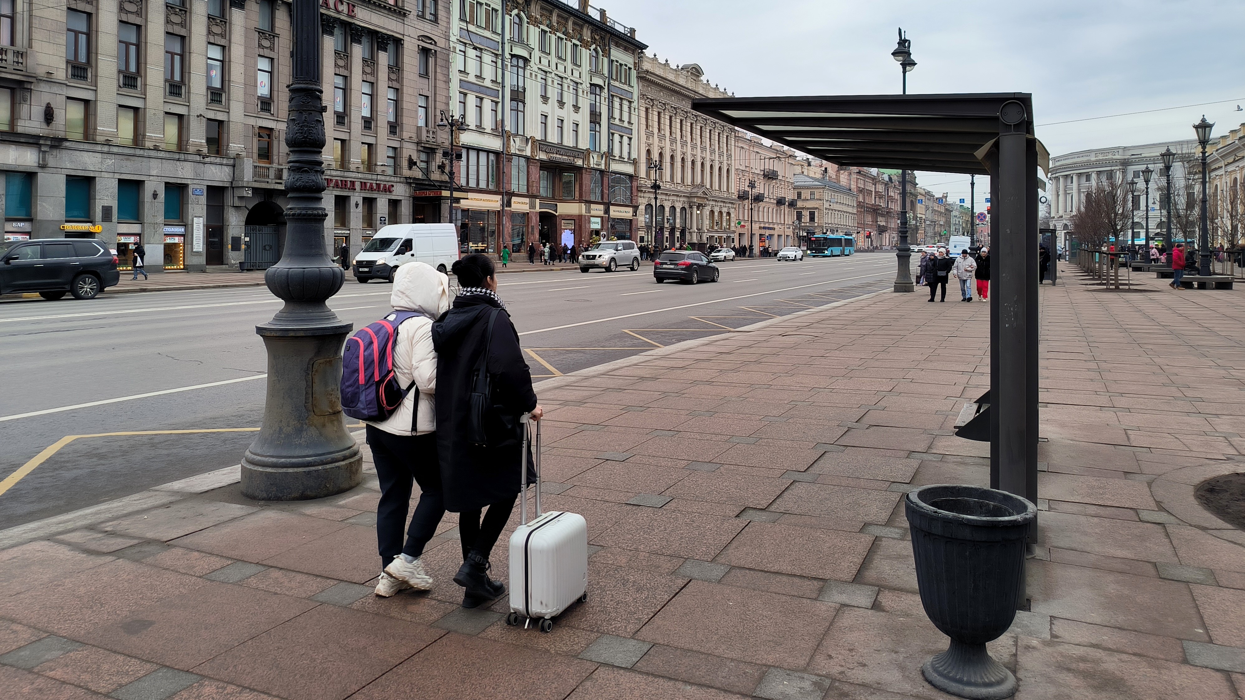 Россияне весной и летом собираются посетить Петербург и Москву