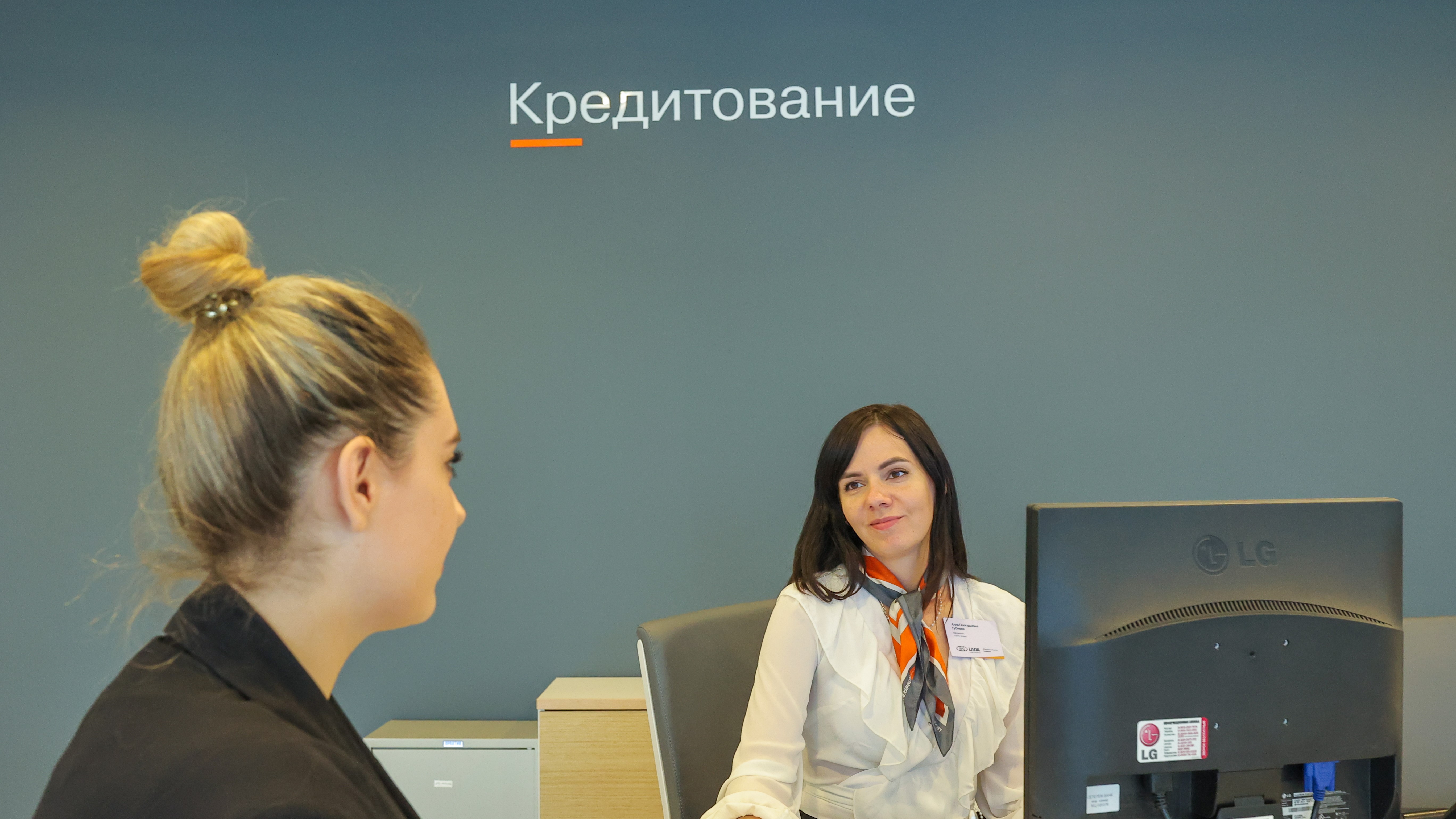 Число выданных автокредитов в июне выросло на 14% год к году