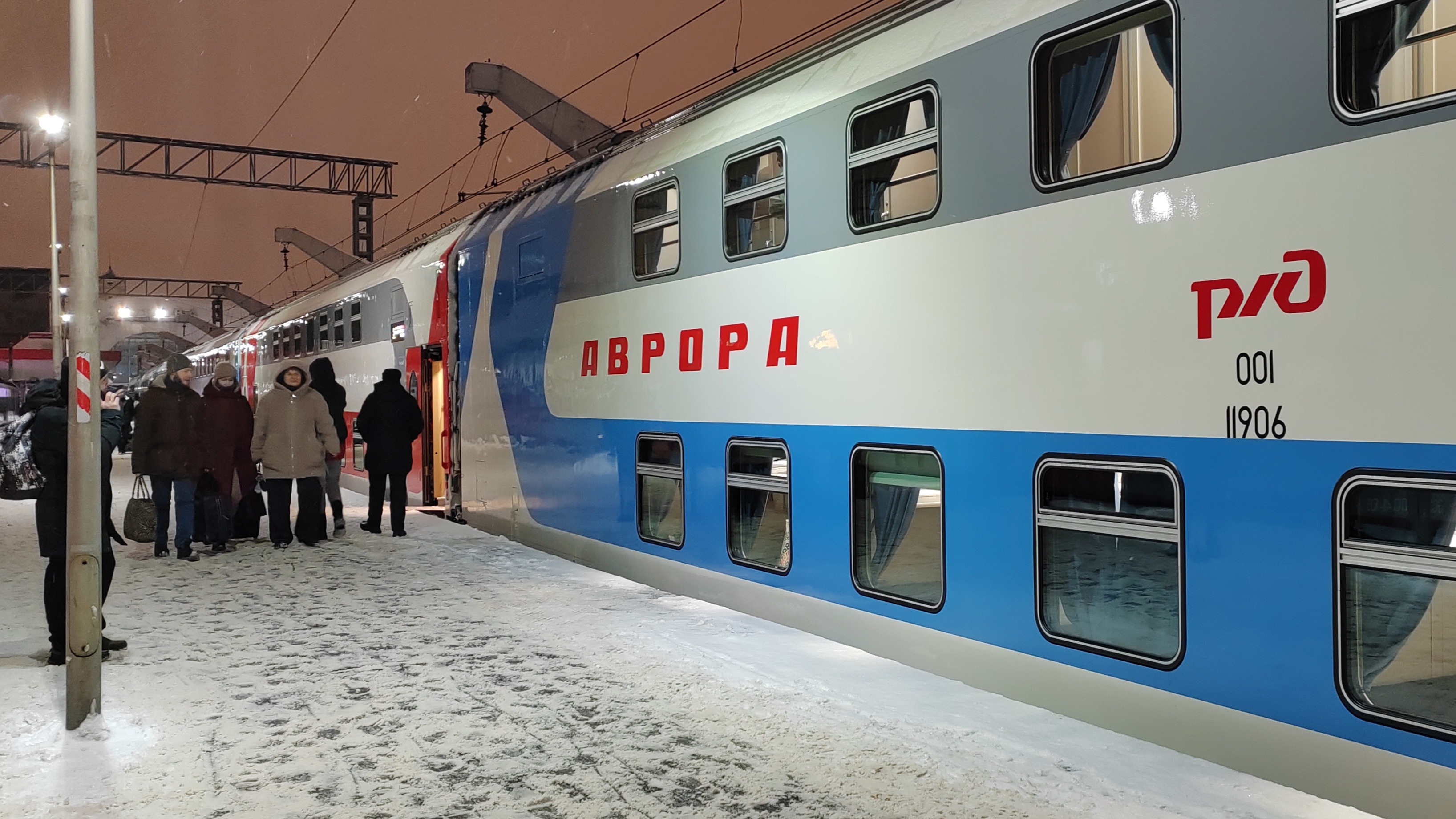 Октябрьская железная дорога перевезла более 4,8 млн пассажиров в новогодние дни