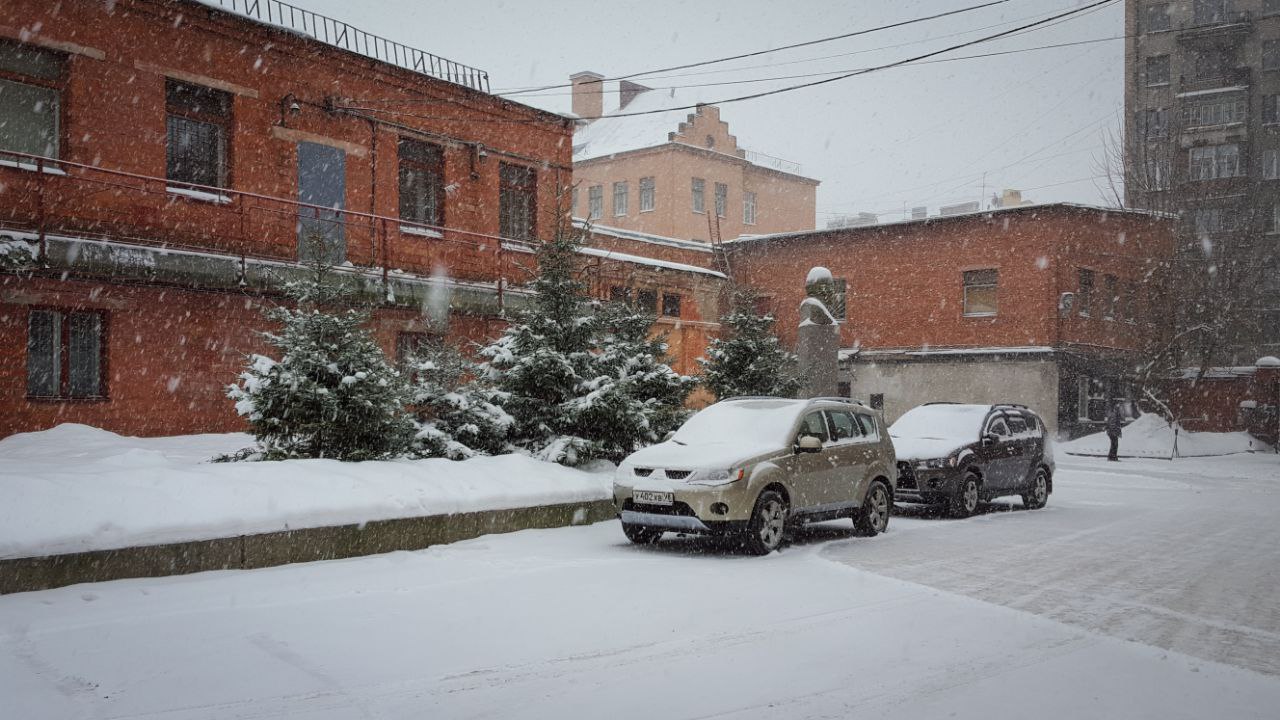 В Петербурге не будет бесплатных парковочных мест у социальных объектов