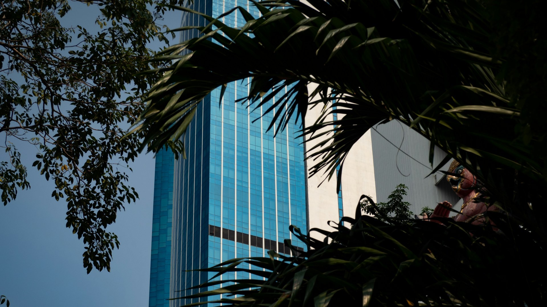 Спрос россиян на зарубежную недвижимость за год снизился на 28%