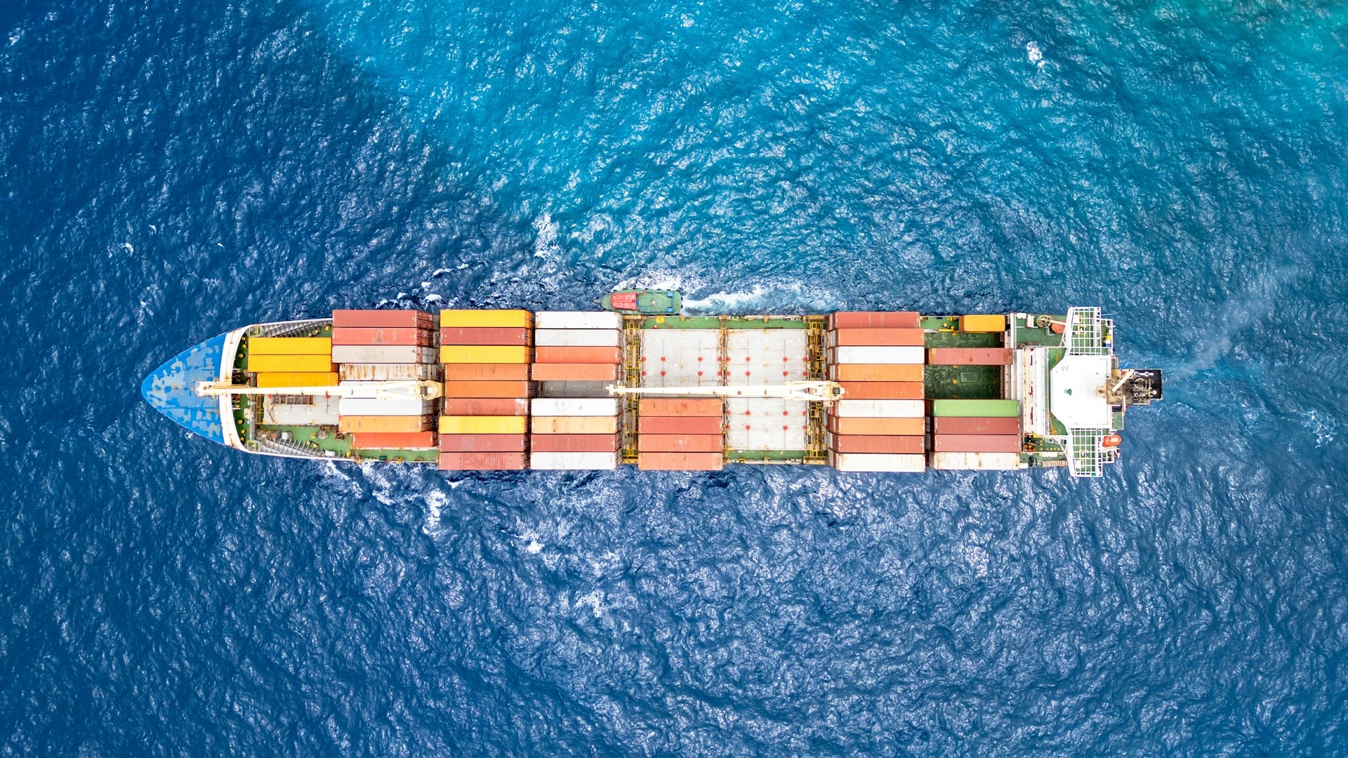 Россия увеличила несырьевой неэнергетический экспорт на 11% в 2025 году