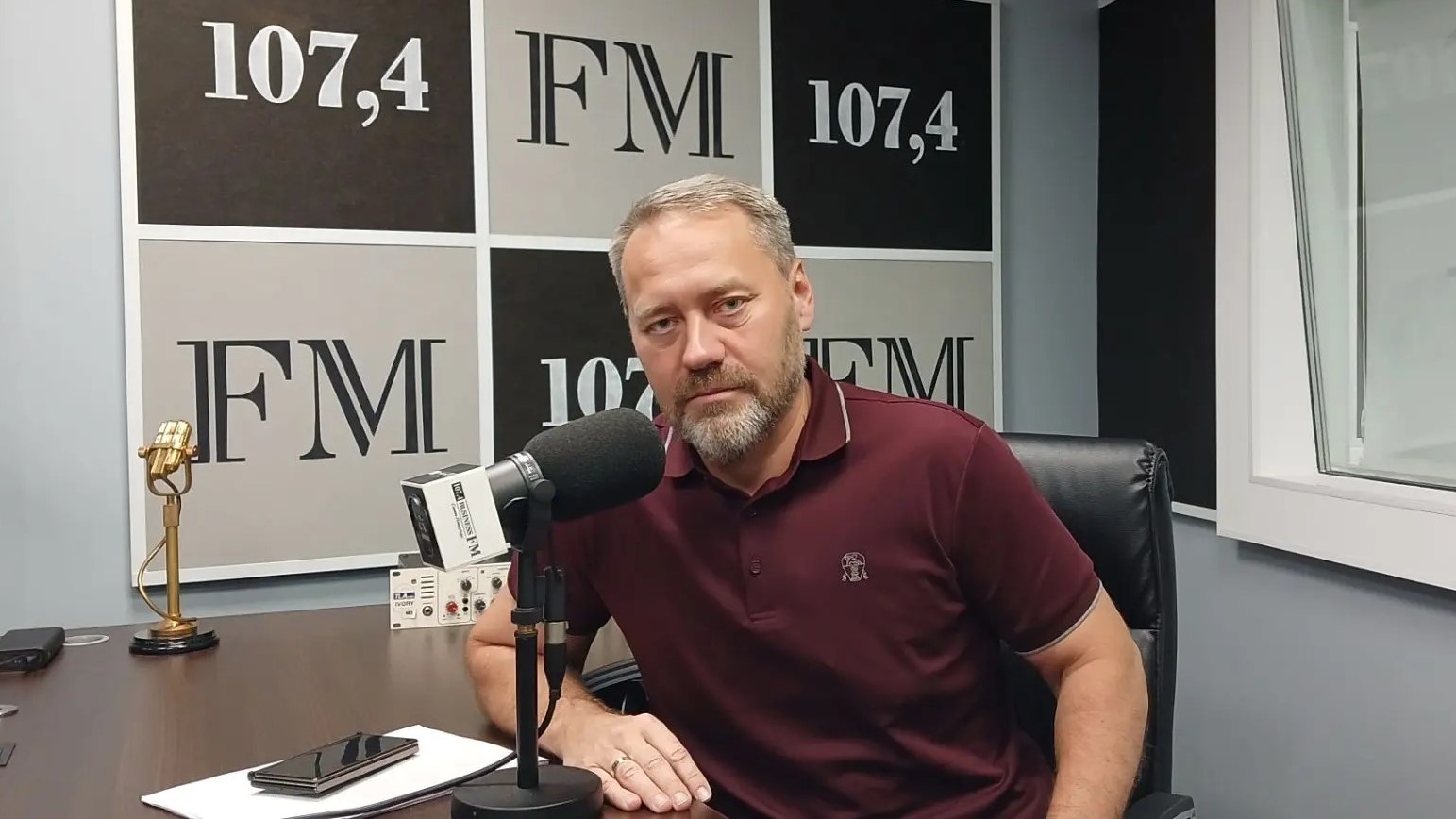 Спикер ЗакСа Бельский: про экскурсии по крышам, летние веранды и водные прогулки  