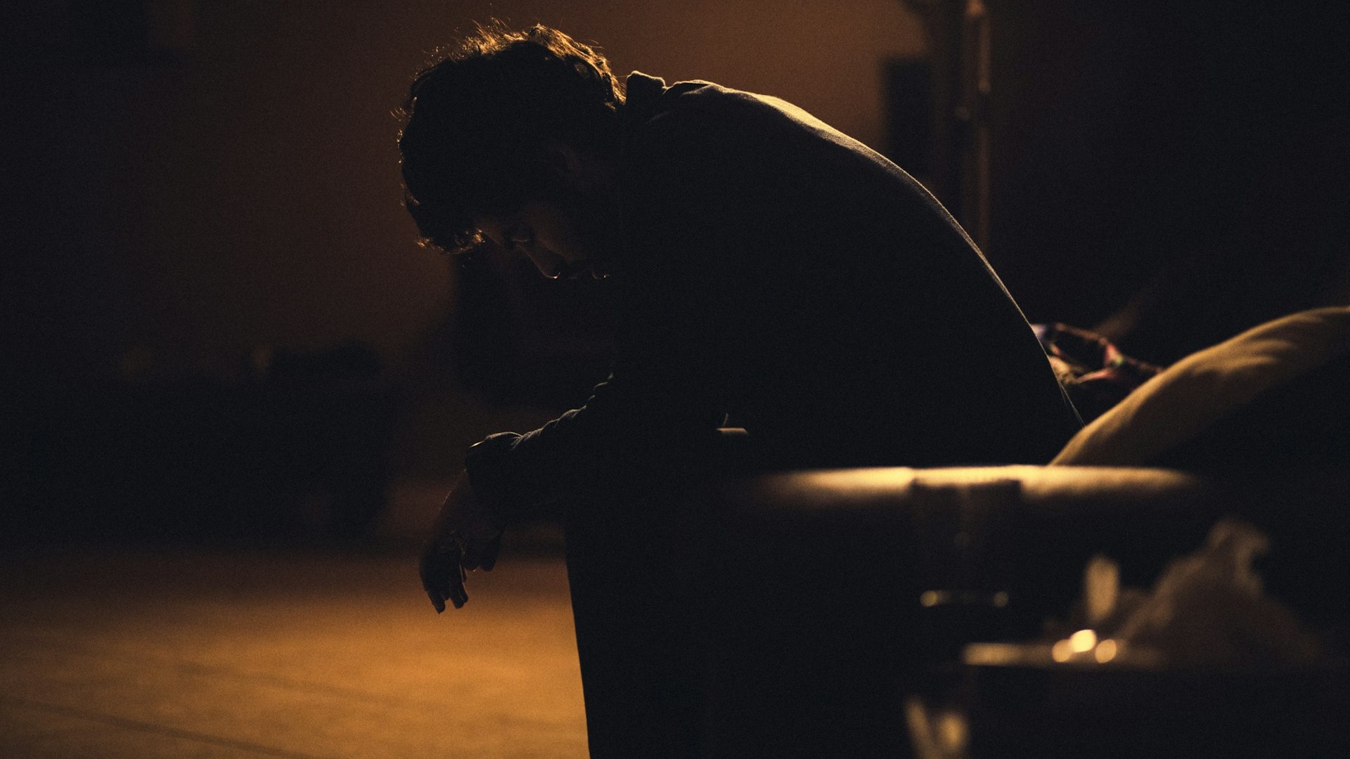 Ученый из Петербурга объяснил причину тревоги современных людей «аффектом зомби»