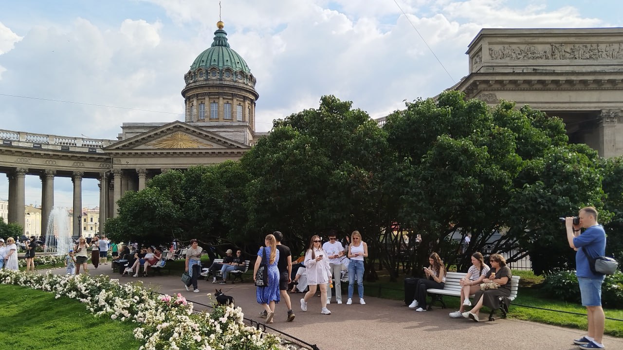 Петербург принимает 52% всех путешественников проекта «Серебряное ожерелье России»