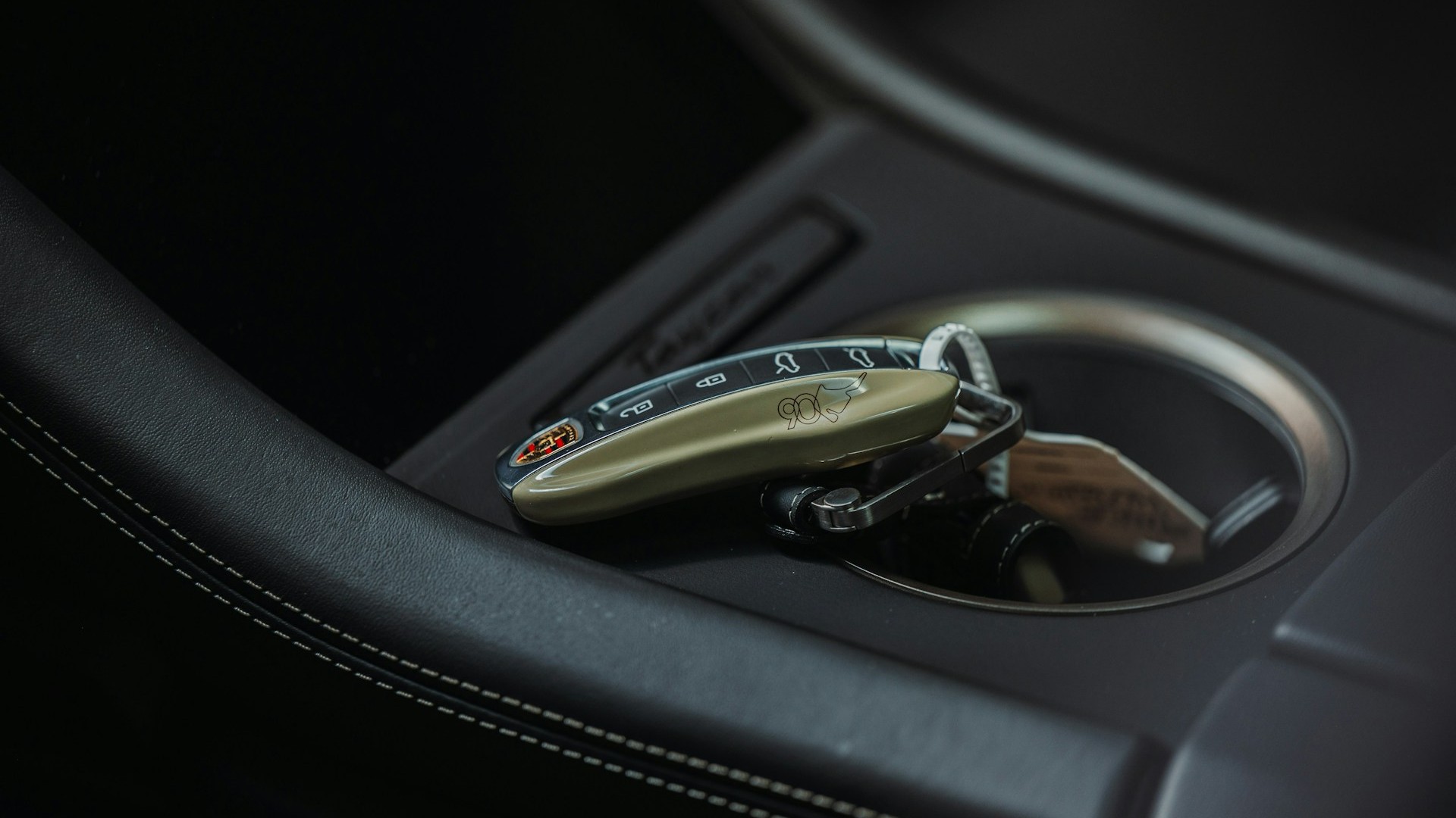 Выдача автокредитов в России за октябрь выросла на 2,8%