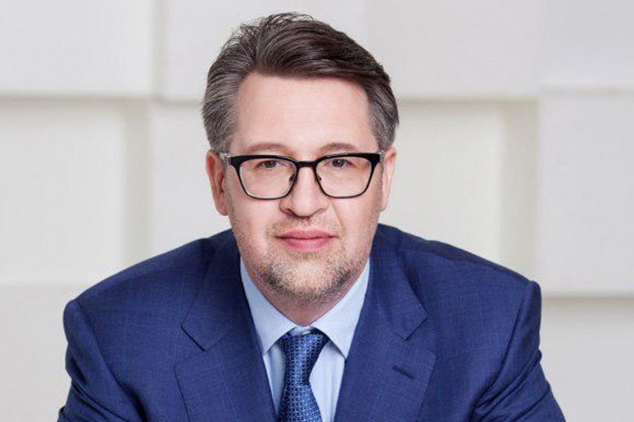 Депутат ЗакСа Рассудов: Конюшенное ведомство, запрет наливаек, указание наценки
