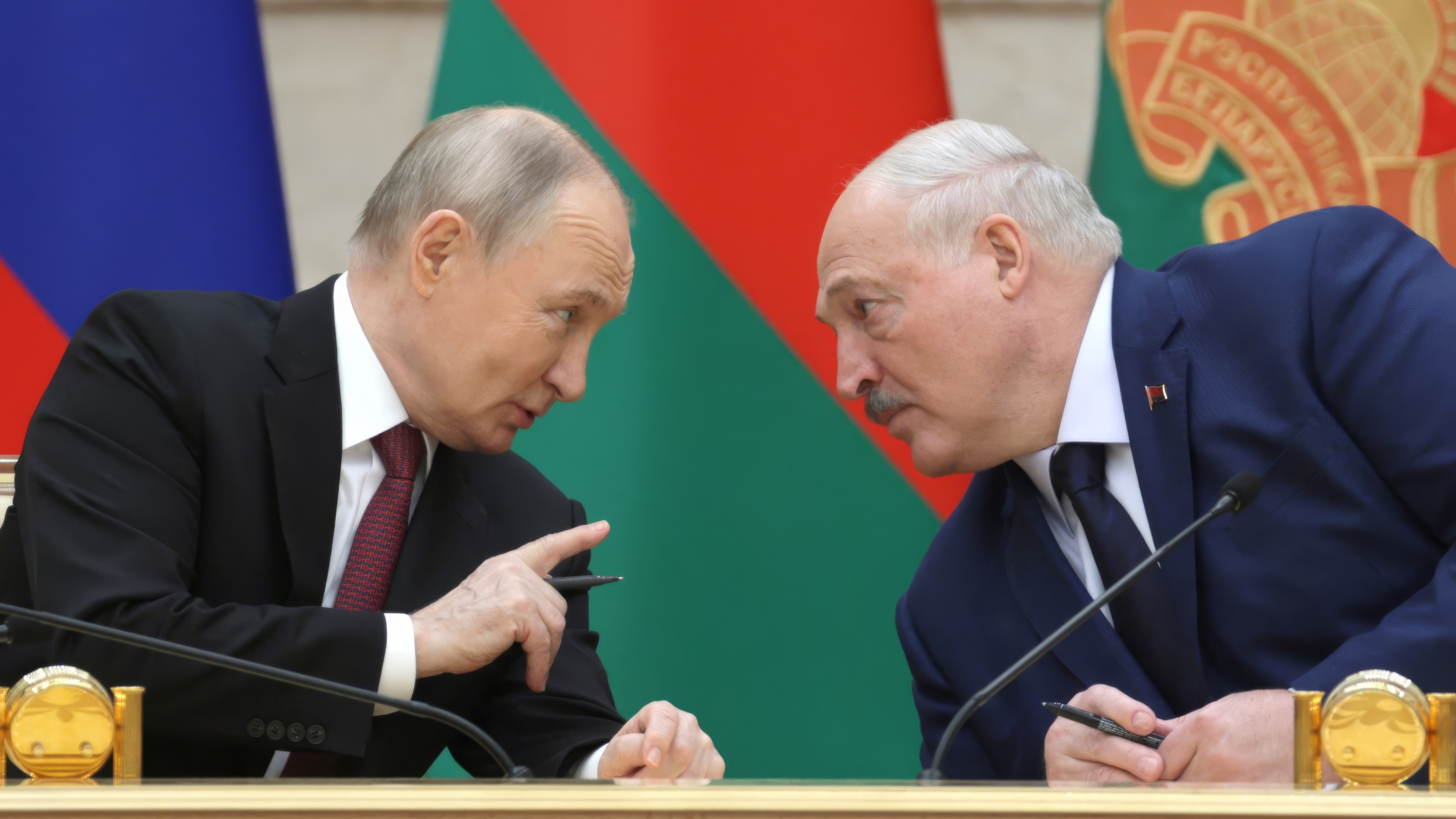 Путин и Лукашенко условились встретиться в Петербурге в конце года