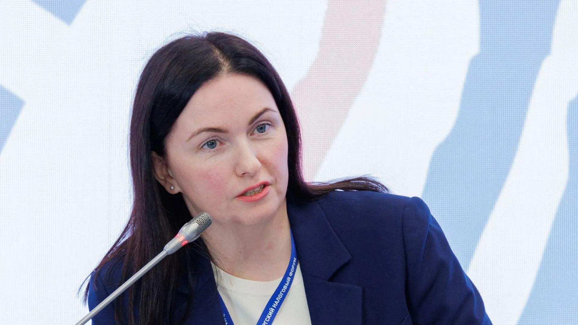 Замглавы УФНС Евгения Шабодо дала рекомендации бизнесу в сфере валютного контроля