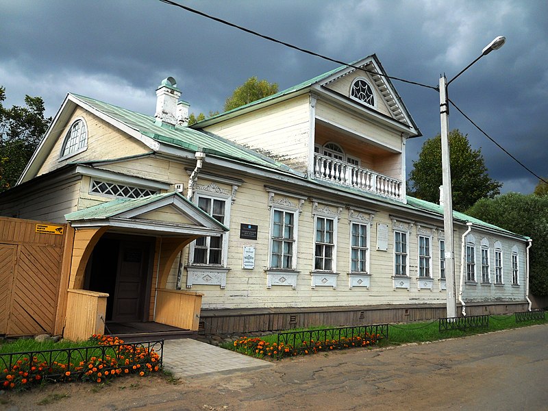 Тихвин (Ленинградская область)