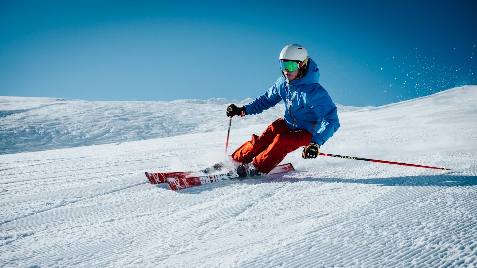 Интерес к обучению горным лыжам в Северной столице за год вырос почти на 40%