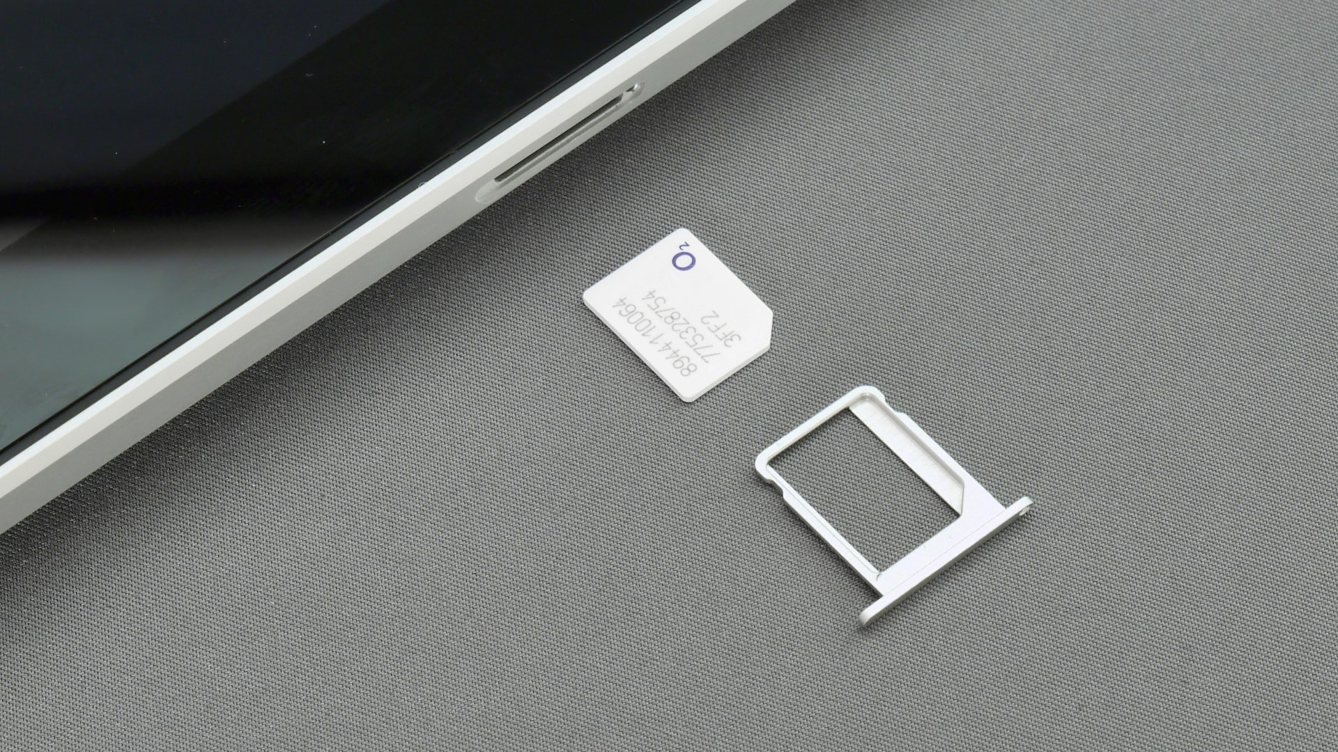 Операторы связи в России запустили верификацию иностранных сим-карт