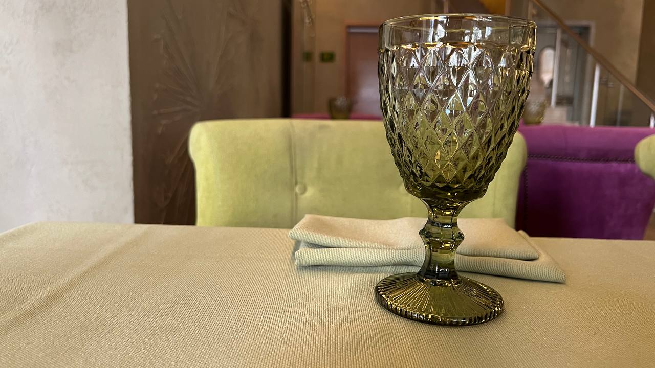 Петербуржцы стали реже посещать кафе и рестораны