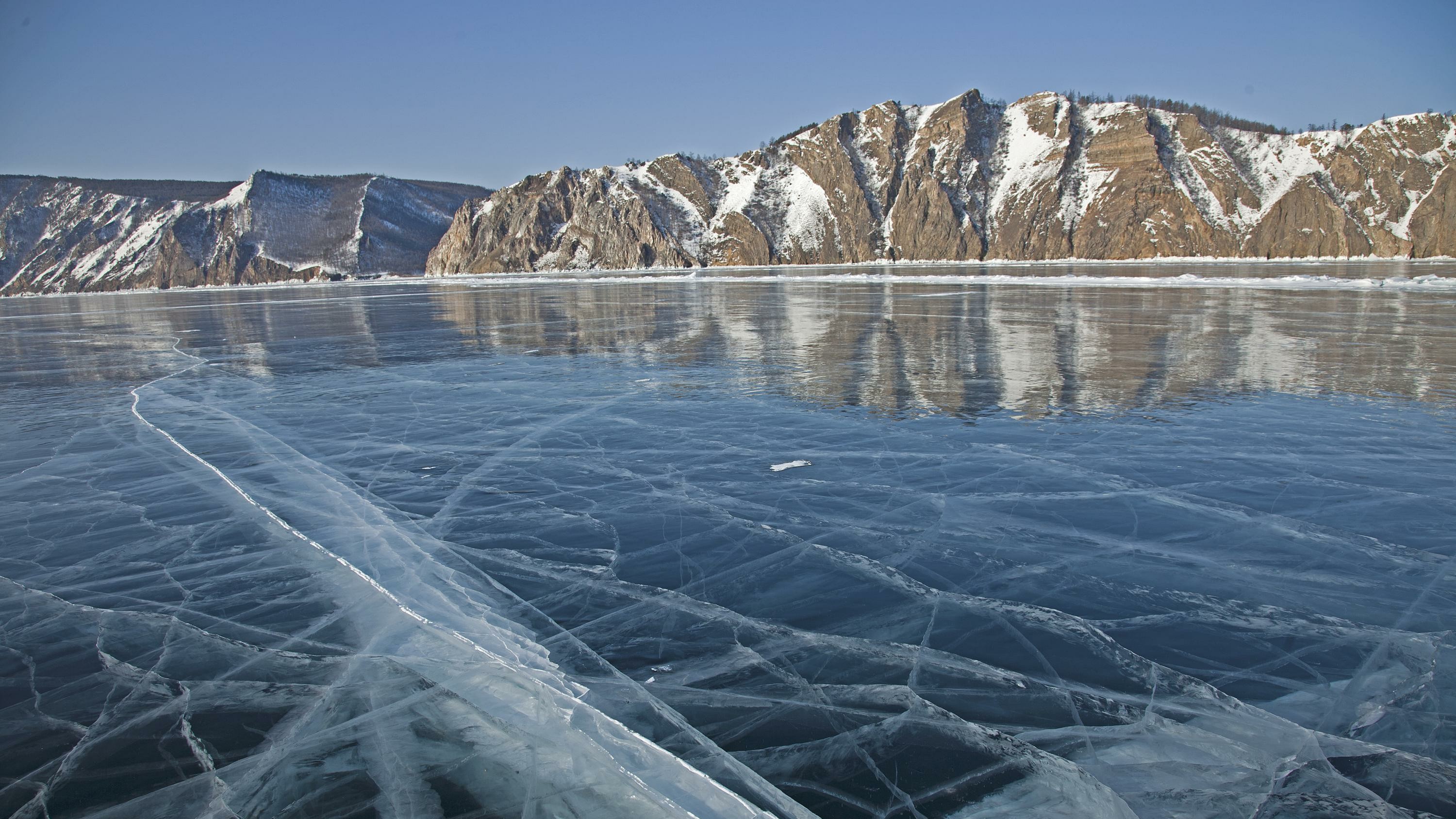 Байкал, Карелия и Петербург возглавили топ-3 направлений для зимних поездок в РФ
