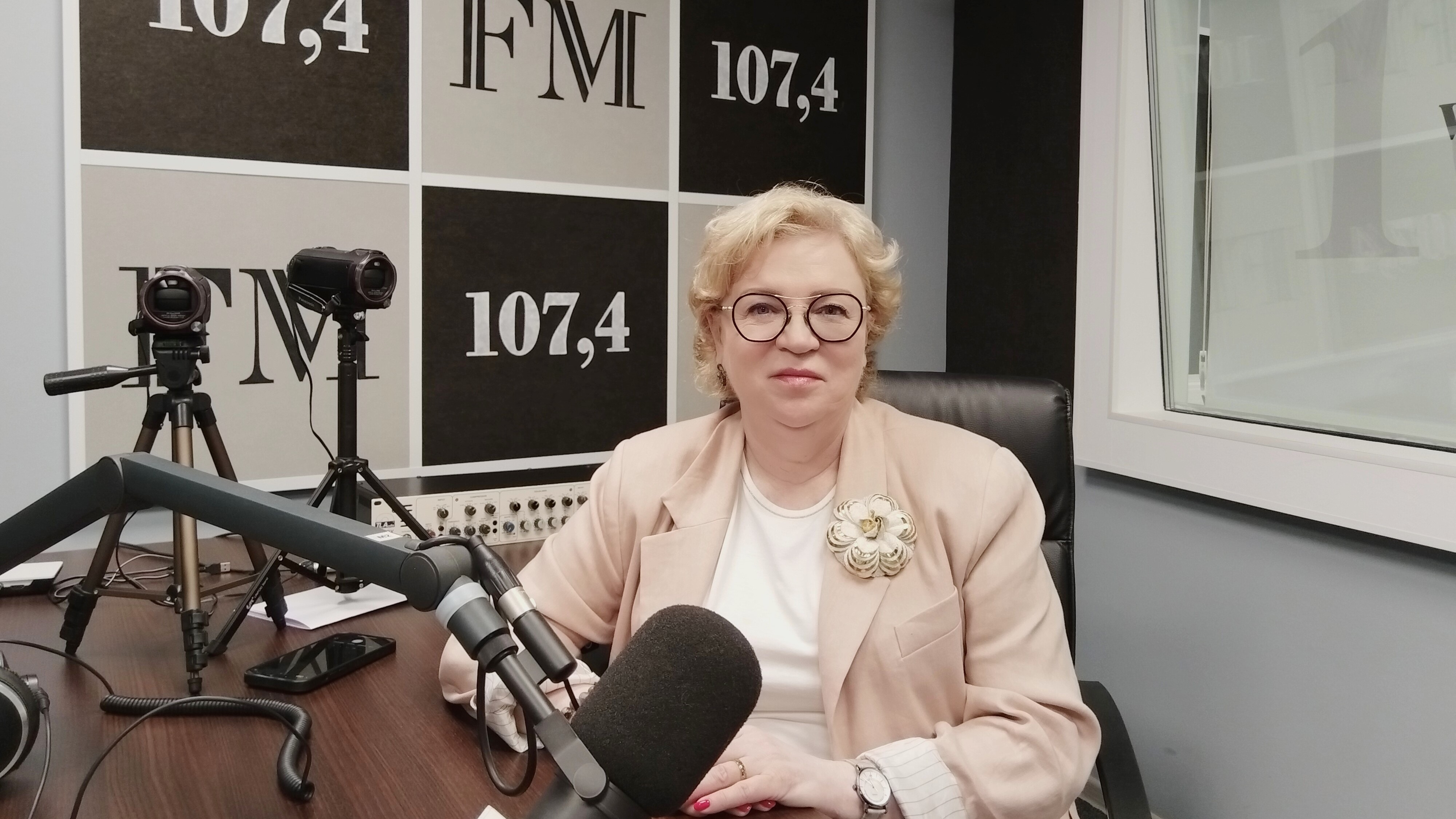 Елена Кириленко: итоги ПМЭФ, выборы губернатора Ленобласти, цифровые фасады
