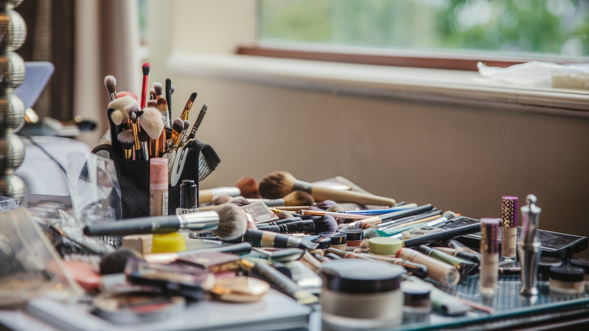 В Петербурге 40% косметики не соответствует реальным свойствам продукта 